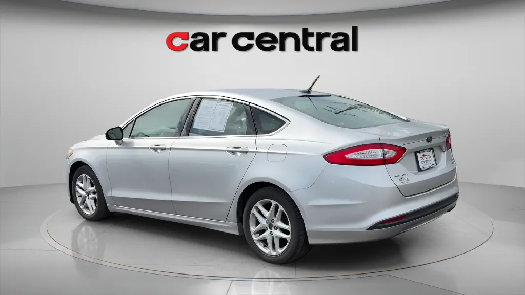 Another view of 2014 Ford Fusion SE for sale in Milford, CT at Car Central Milford