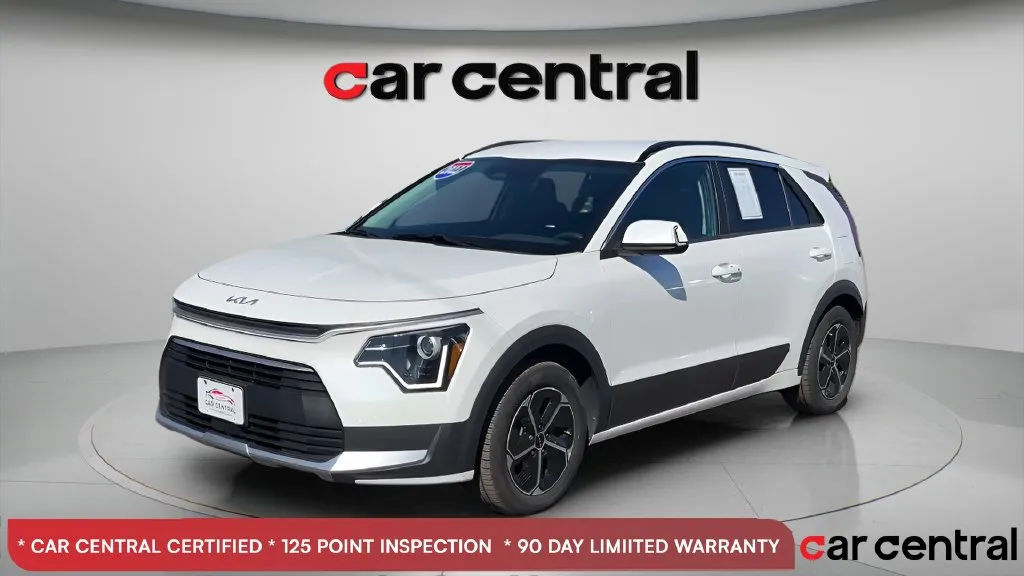White 2023 Kia Niro EX for sale in Milford, CT