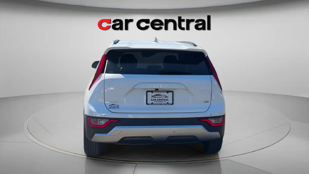 More photos of 2023 Kia Niro EX at Car Central Milford, CT