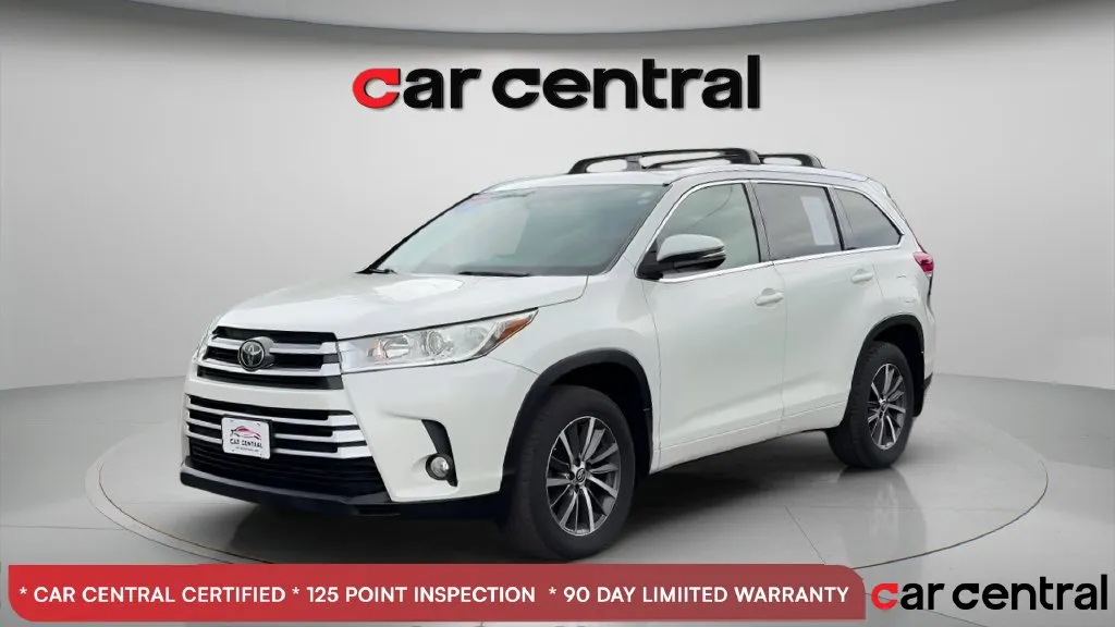 White 2017 Toyota Highlander XLE for sale in Milford, CT