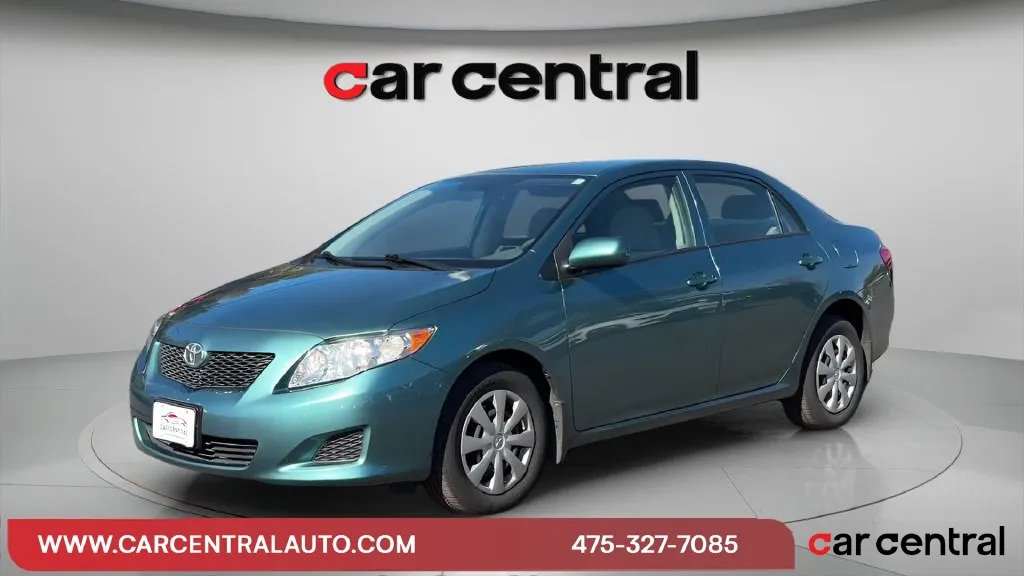 Green 2009 Toyota Corolla LE for sale in Milford, CT