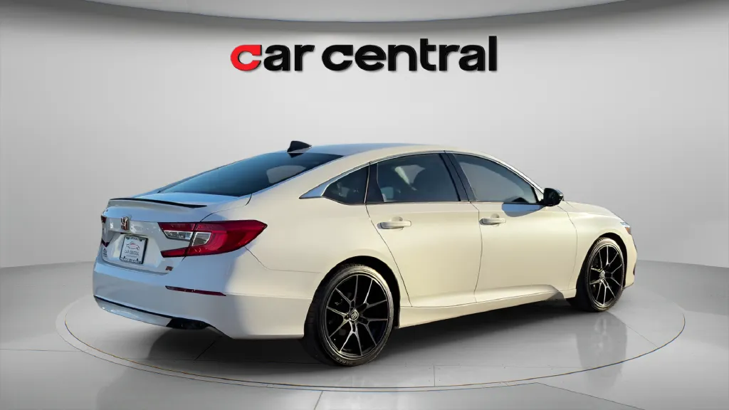 More photos of 2021 Honda Accord Sport 2.0T at Car Central Milford, CT