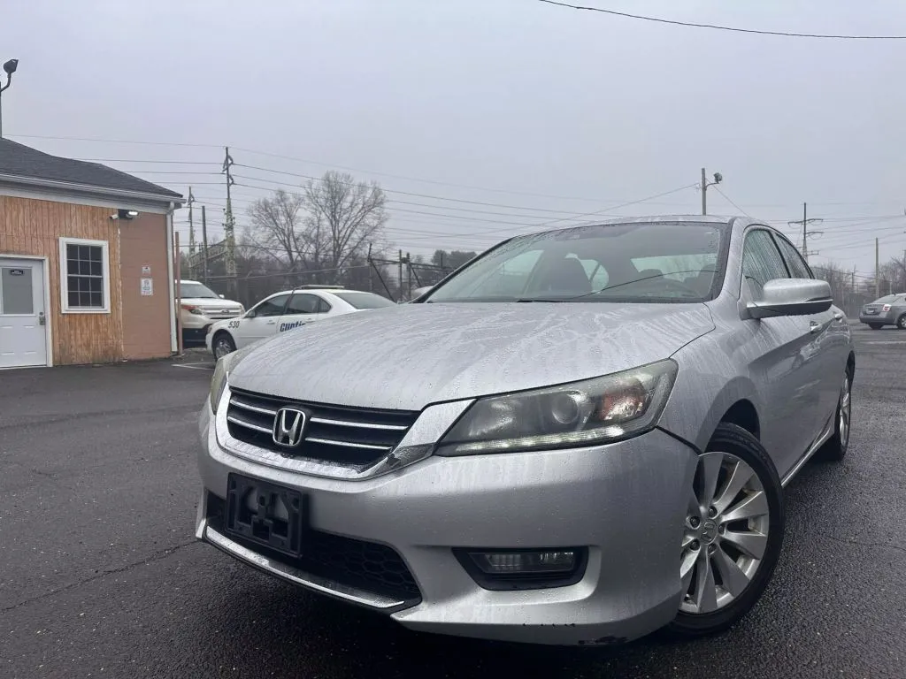 Used 2014 Honda Accord EX-L Sedan 4D for sale in Milford, CT at