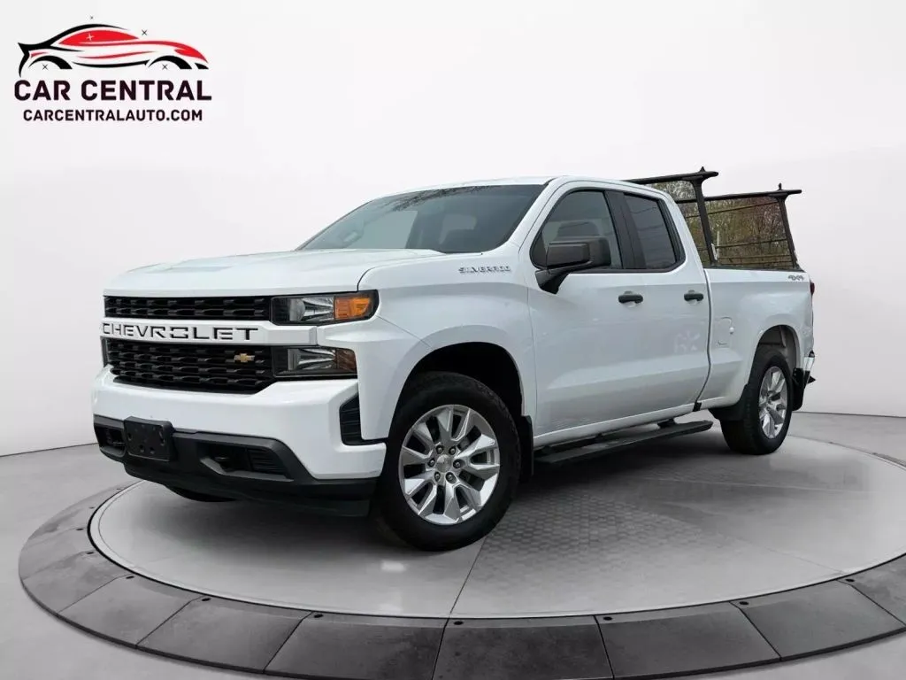 2020 Chevrolet Silverado 1500 Double Cab Custom Pickup 4D 6 1/2 ft for sale in Milford, CT