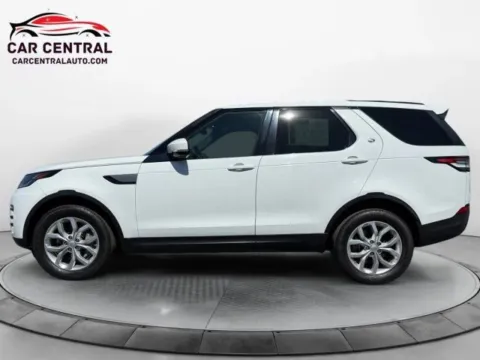Photos of 2020 Land Rover Discovery SE for sale in Milford, CT at Car Central Milford