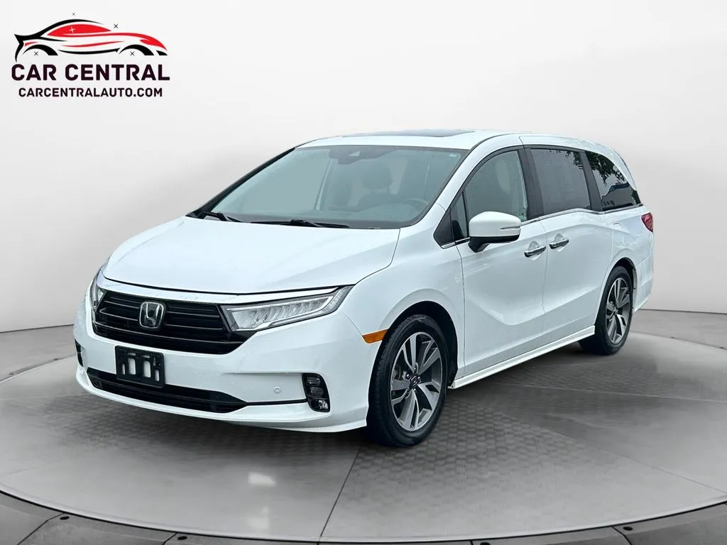 White 2022 Honda Odyssey Touring for sale in Milford, CT