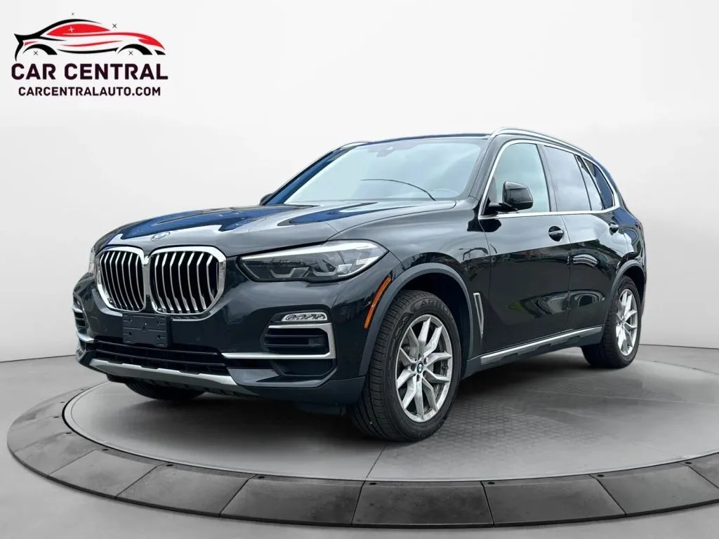 Black 2019 BMW X5 xDrive40i Sport Utility 4D for sale in Milford, CT