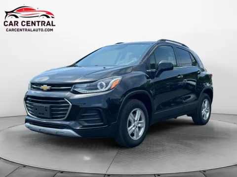 Black 2019 Chevrolet Trax LT for sale in Milford, CT