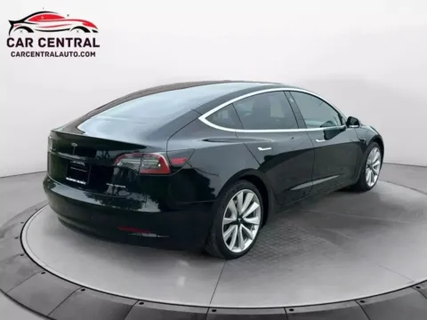 More photos of 2018 Tesla Model 3 Long Range Sedan 4D at Car Central Milford, CT