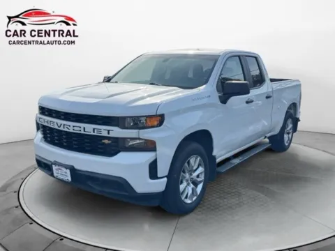 White 2020 Chevrolet Silverado 1500 Custom for sale in Milford, CT