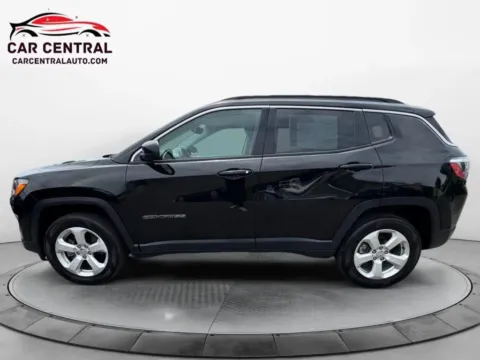 Photos of 2018 Jeep Compass Latitude Sport Utility 4D for sale in Milford, CT at Car Central Milford