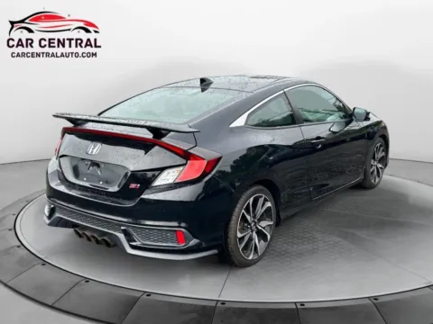 More photos of 2018 Honda Civic Si Coupe 2D at Car Central Milford, CT