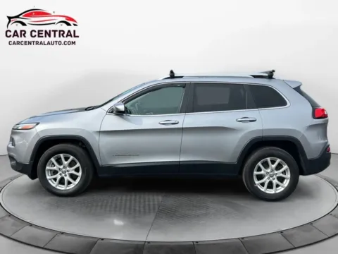 Photos of 2014 Jeep Cherokee Latitude Sport Utility 4D for sale in Milford, CT at Car Central Milford