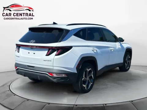 More photos of 2022 Hyundai Tucson Hybrid SEL Convenience Sport Utility 4D at Car Central Milford, CT