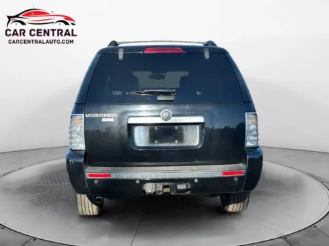 More photos of 2010 Mercury Mountaineer Sport Utility 4D at Car Central Milford, CT