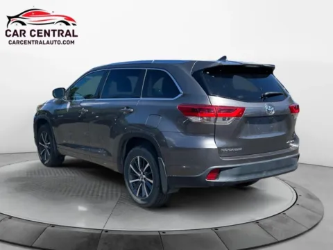 Another view of 2018 Toyota Highlander XLE Sport Utility 4D for sale in Milford, CT at Car Central Milford