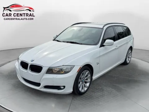 White 2011 BMW 3 Series 328i xDrive for sale in Milford, CT