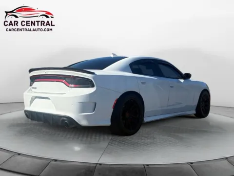 More photos of 2018 Dodge Charger R/T Scat Pack at Car Central Milford, CT