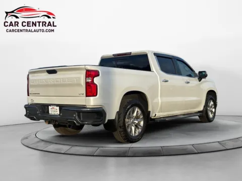 More photos of 2021 Chevrolet Silverado 1500 LTZ at Car Central Milford, CT