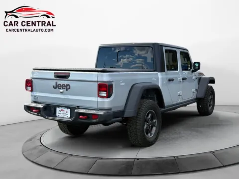 More photos of 2022 Jeep Gladiator Rubicon at Car Central Milford, CT