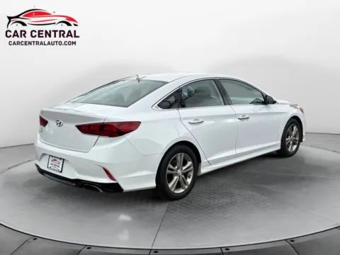 More photos of 2018 Hyundai Sonata Limited at Car Central Milford, CT