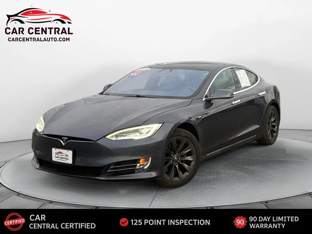 2020 Tesla Model S Long Range Plus's photo