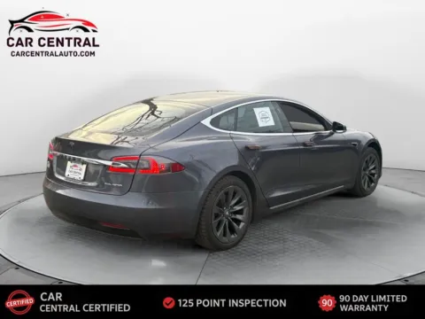 More photos of 2020 Tesla Model S Long Range Plus at Car Central Milford, CT