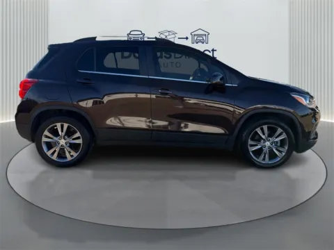 More photos of 2020 Chevrolet Trax LT at Dallas Direct Auto, TX