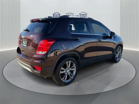 More photos of 2020 Chevrolet Trax LT at Dallas Direct Auto, TX