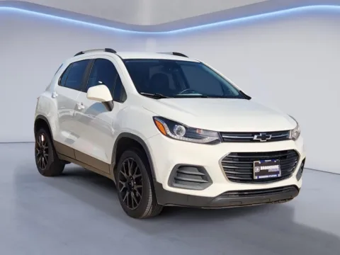 Another view of 2022 Chevrolet Trax LT for sale in Irving, TX at Dallas Direct Auto