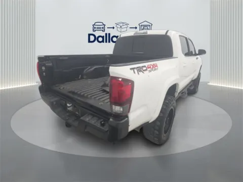 More photos of 2020 Toyota Tacoma TRD Sport at Dallas Direct Auto, TX