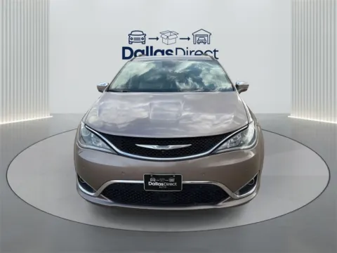 Another view of 2018 Chrysler Pacifica Limited for sale in Irving, TX at Dallas Direct Auto