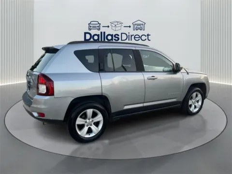More photos of 2016 Jeep Compass Latitude at Dallas Direct Auto, TX