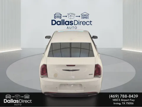 More photos of 2022 Chrysler 300 Touring L at Dallas Direct Auto, TX