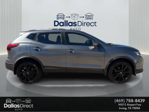 More photos of 2017 Nissan Rogue Sport SL at Dallas Direct Auto, TX