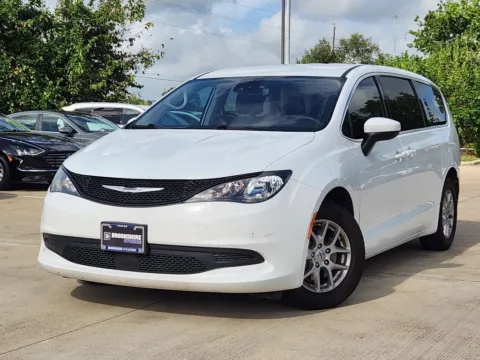 Photos of 2023 Chrysler Voyager LX for sale in Irving, TX at Dallas Direct Auto