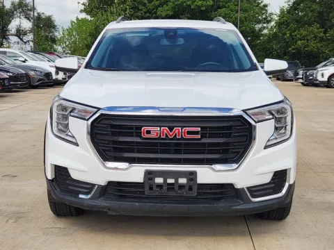 Another view of 2022 GMC Terrain SLE for sale in Irving, TX at Dallas Direct Auto