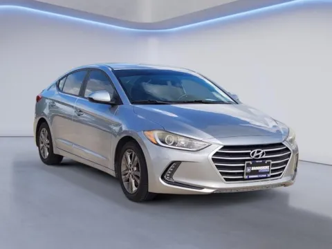 Another view of 2017 Hyundai Elantra SE for sale in Irving, TX at Dallas Direct Auto