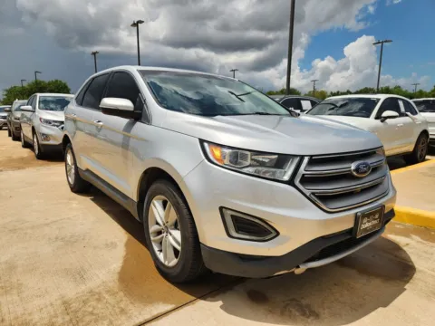 Another view of 2016 Ford Edge SEL for sale in Irving, TX at Dallas Direct Auto