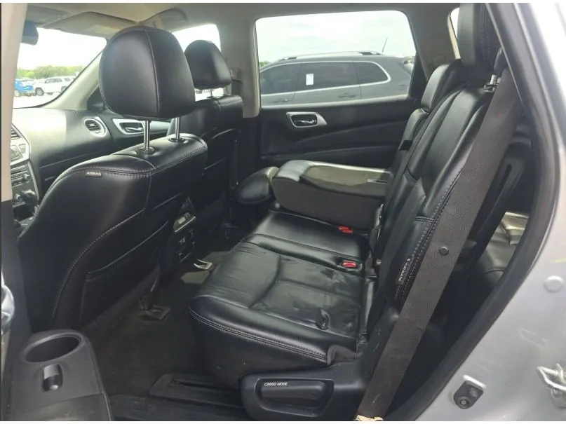 2020 Nissan Pathfinder SL - Photo 20
