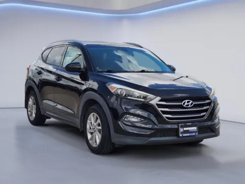 Another view of 2016 Hyundai Tucson SE for sale in Irving, TX at Dallas Direct Auto