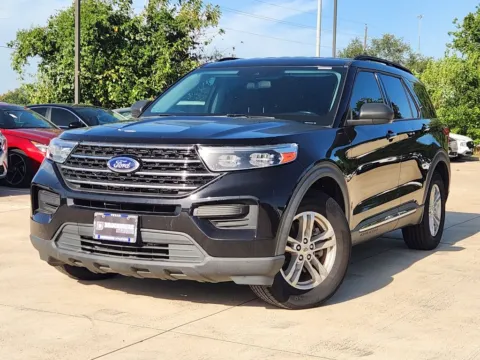 Photos of 2020 Ford Explorer XLT for sale in Irving, TX at Dallas Direct Auto