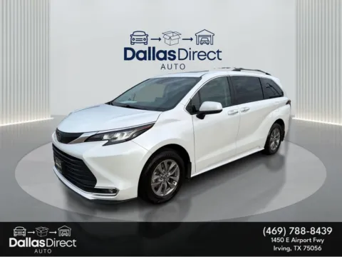 White 2022 Toyota Sienna XLE for sale in Irving, TX