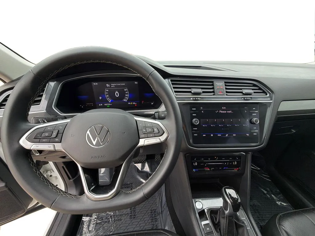 2022 Volkswagen Tiguan SE - Photo 21
