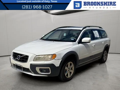 White 2010 Volvo XC70 3.2L for sale in Irving, TX