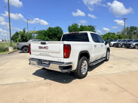 More photos of 2021 GMC Sierra SLT at Dallas Direct Auto, TX