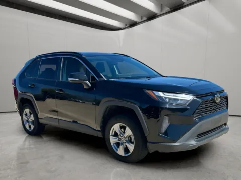 More photos of 2022 Toyota RAV4 XLE at Dallas Direct Auto, TX
