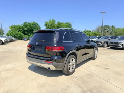 More photos of 2020 Mercedes-Benz GLB 250 at Dallas Direct Auto, TX