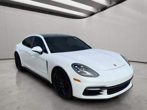 More photos of 2020 Porsche Panamera 4 at Dallas Direct Auto, TX