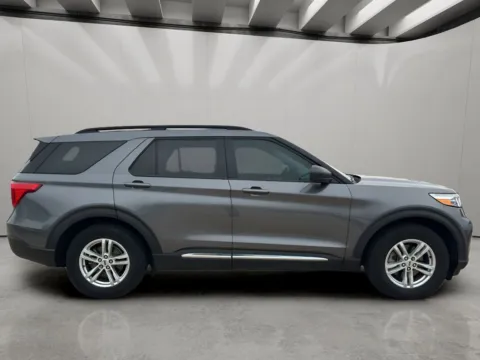 More photos of 2024 Ford Explorer XLT at Dallas Direct Auto, TX